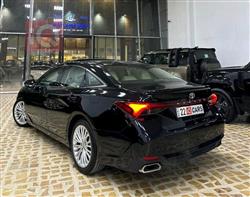 تويوتا أفالون